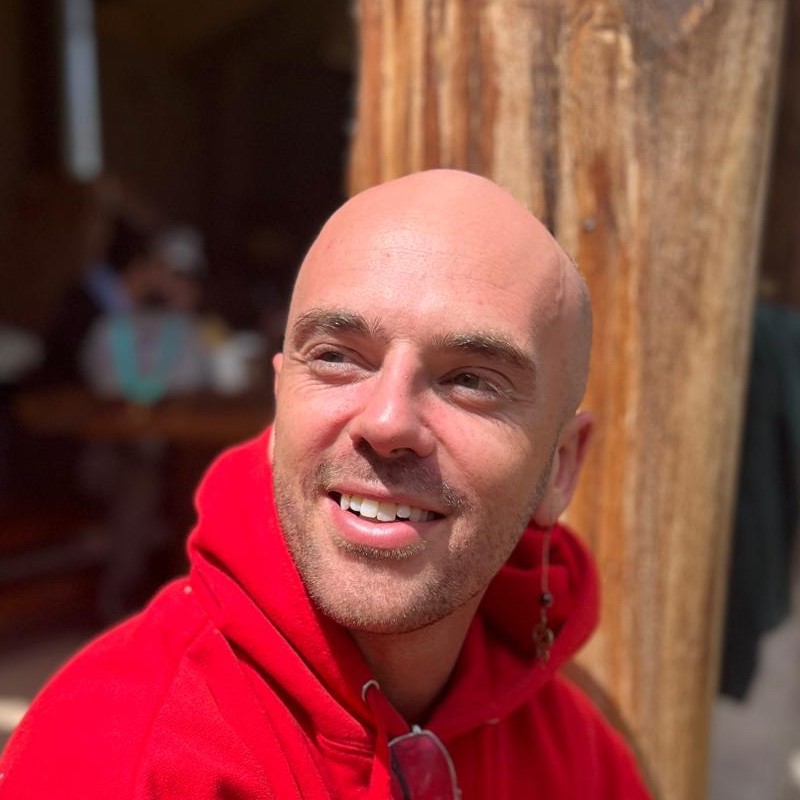 Gordon Rojo — author photo